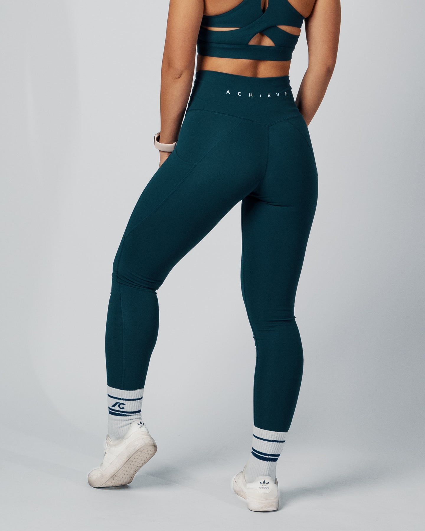 Signature Legging – Achieve Apparel